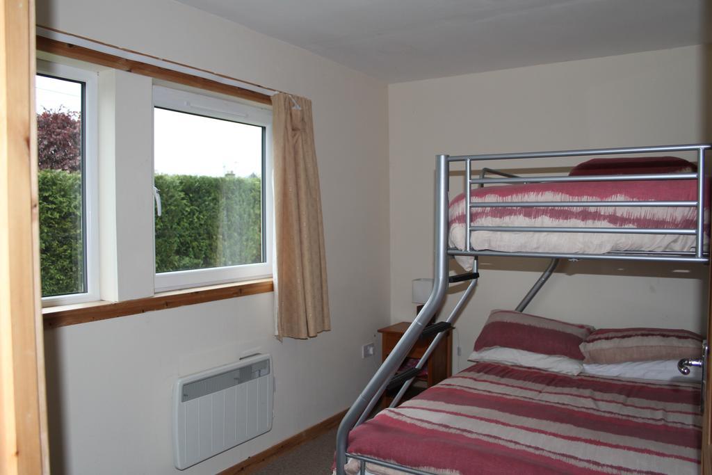 The Old School Appartement Dalavich Buitenkant foto